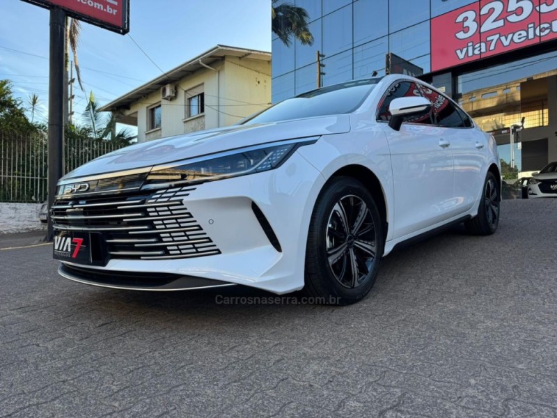 KING 1.5 DM-I PHEV GL 4P AUTOMÁTICO - 2025 - NOVO HAMBURGO