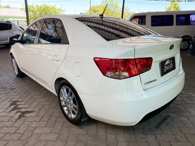CERATO 1.6 EX3 SEDAN 16V GASOLINA 4P MANUAL - 2011 - CAXIAS DO SUL