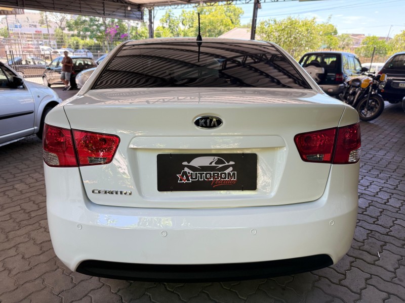 CERATO 1.6 EX3 SEDAN 16V GASOLINA 4P MANUAL - 2011 - CAXIAS DO SUL