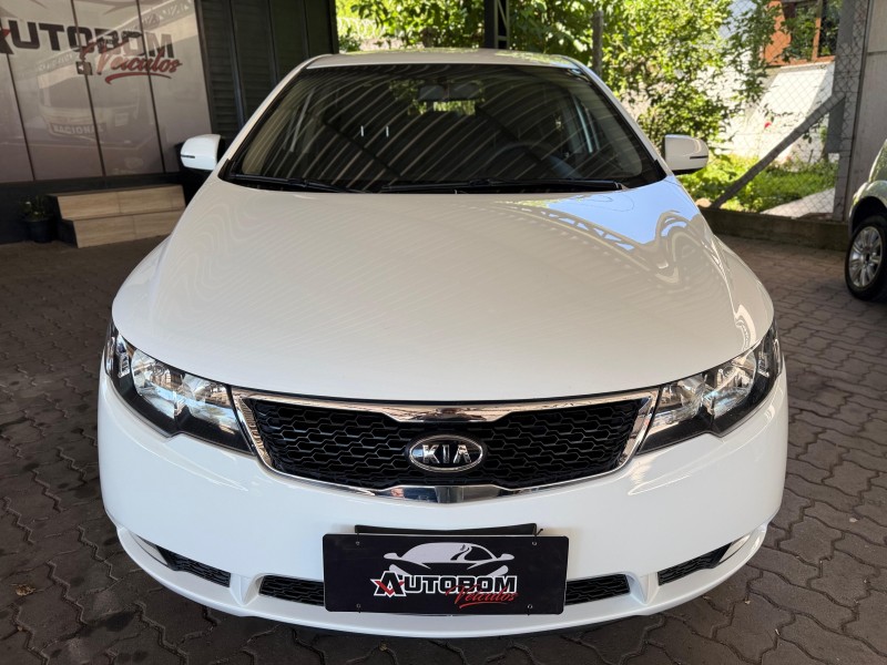 CERATO 1.6 EX3 SEDAN 16V GASOLINA 4P MANUAL - 2011 - CAXIAS DO SUL