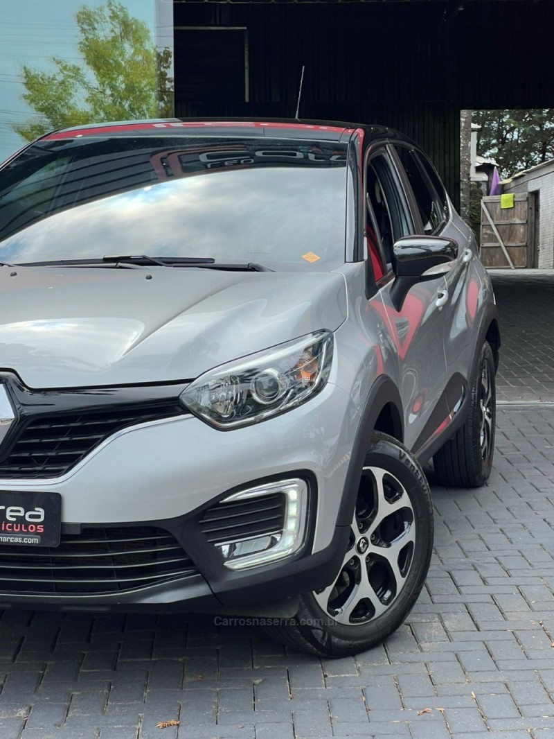 CAPTUR 1.6 16V FLEX INTENSE AUTOMÁTICO - 2019 - CANELA