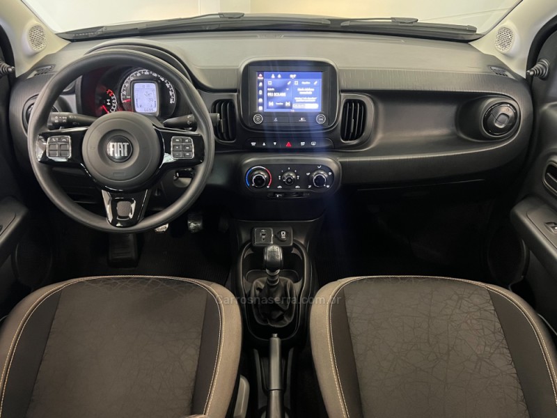 MOBI 1.0 TREKKING 8V FLEX 4P MANUAL - 2024 - FLORES DA CUNHA