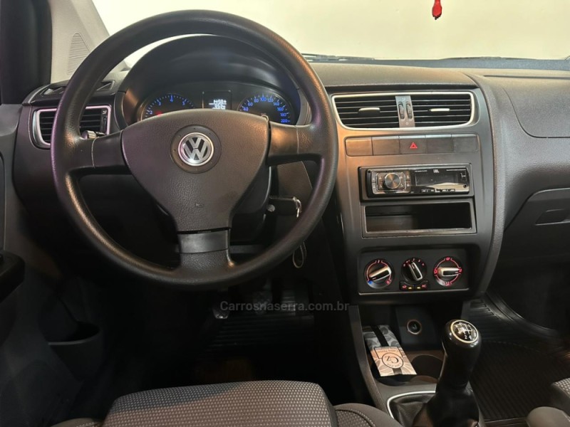 SPACEFOX 1.6 MI TREND 8V FLEX 4P MANUAL - 2011 - NOVO HAMBURGO