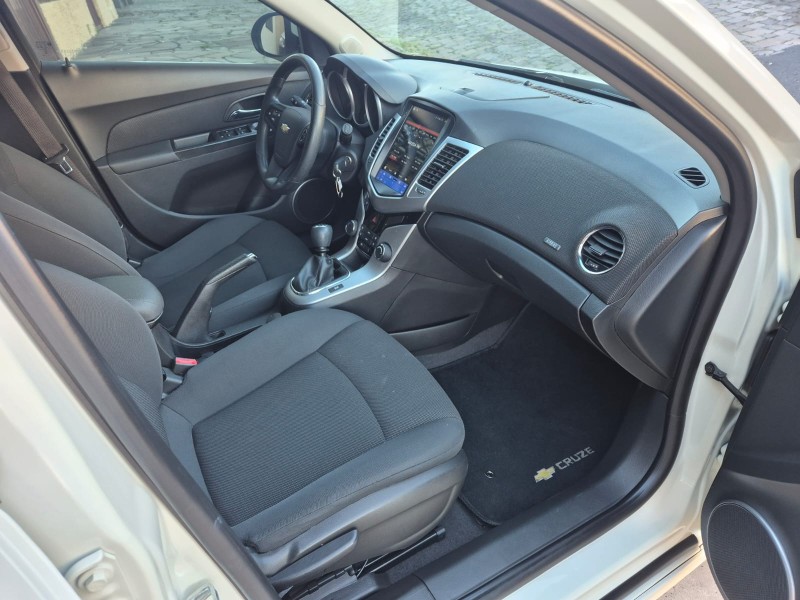 CRUZE 1.8 LT 16V FLEX 4P MANUAL - 2015 - CAXIAS DO SUL