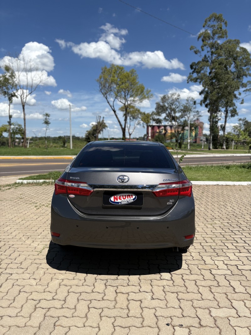 COROLLA 2.0 XEI 16V FLEX 4P AUTOMÁTICO - 2015 - LAJEADO