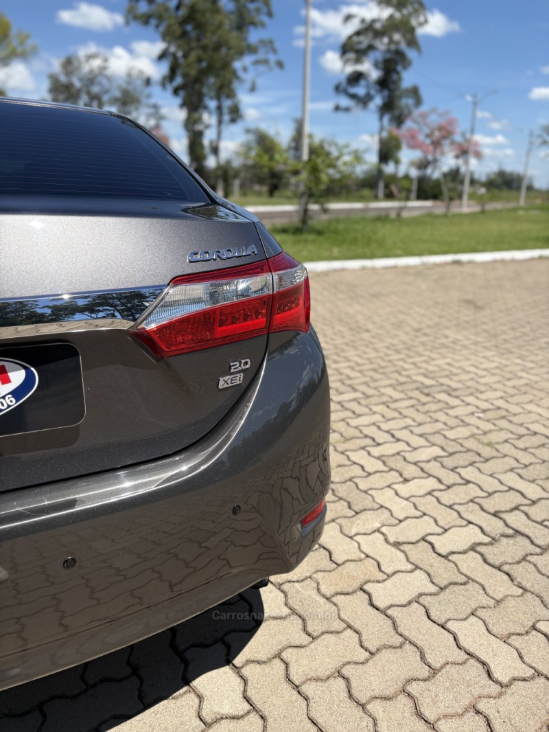 COROLLA 2.0 XEI 16V FLEX 4P AUTOMÁTICO - 2015 - LAJEADO