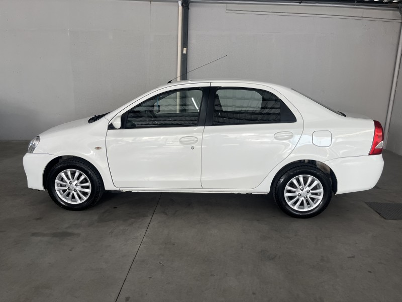 ETIOS 1.5 XLS SEDAN 16V FLEX 4P MANUAL - 2013 - CAXIAS DO SUL