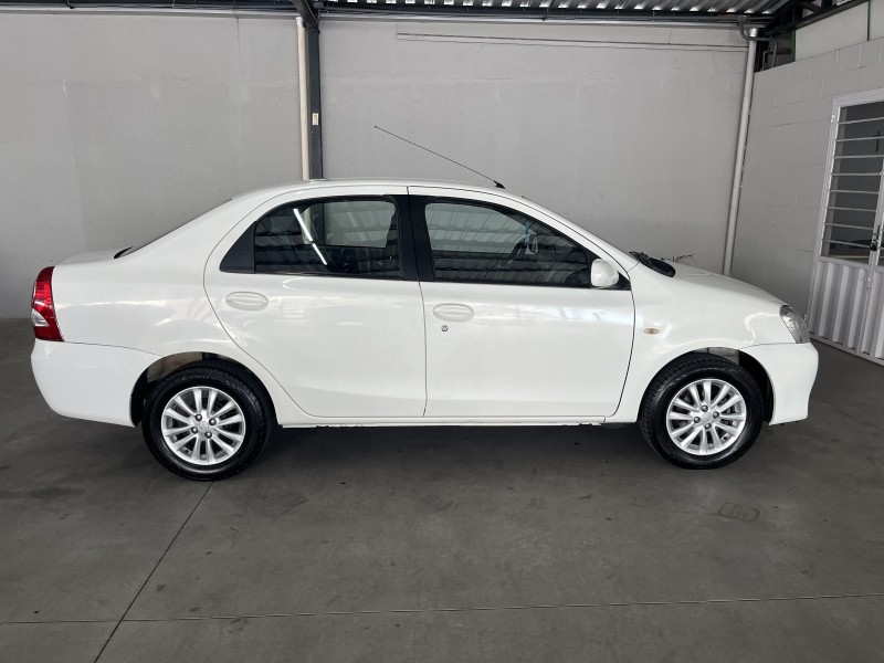 ETIOS 1.5 XLS SEDAN 16V FLEX 4P MANUAL - 2013 - CAXIAS DO SUL