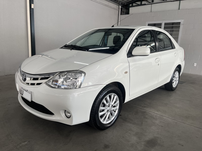 ETIOS 1.5 XLS SEDAN 16V FLEX 4P MANUAL - 2013 - CAXIAS DO SUL