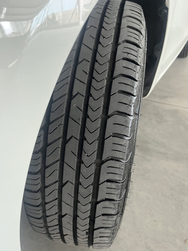 ETIOS 1.5 XLS SEDAN 16V FLEX 4P MANUAL - 2013 - CAXIAS DO SUL