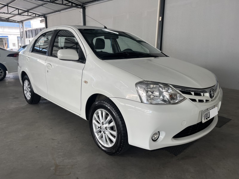 ETIOS 1.5 XLS SEDAN 16V FLEX 4P MANUAL - 2013 - CAXIAS DO SUL