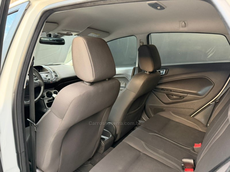 FIESTA 1.6 SPORT HATCH 16V FLEX 4P MANUAL - 2016 - ESTâNCIA VELHA