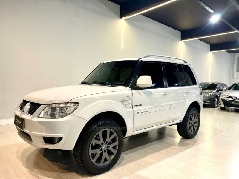 pajero tr4 2.0 4x4 16v 140cv flex 4p automatico 2014 bento goncalves
