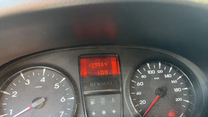 KANGOO 1.6 EXPRESS 16V FLEX 3P MANUAL - 2015 - CAXIAS DO SUL