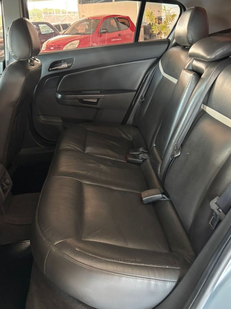 VECTRA 2.0 MPFI ELITE 8V FLEX 4P AUTOMÁTICO - 2010 - IGREJINHA