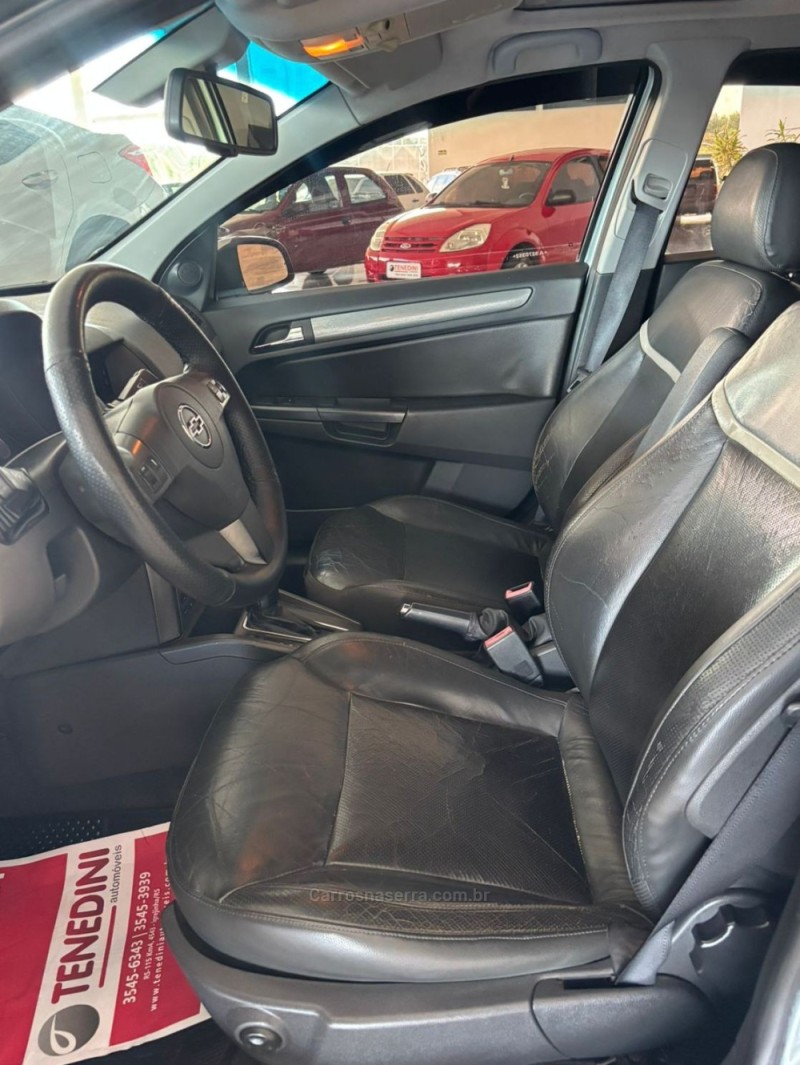 VECTRA 2.0 MPFI ELITE 8V FLEX 4P AUTOMÁTICO - 2010 - IGREJINHA