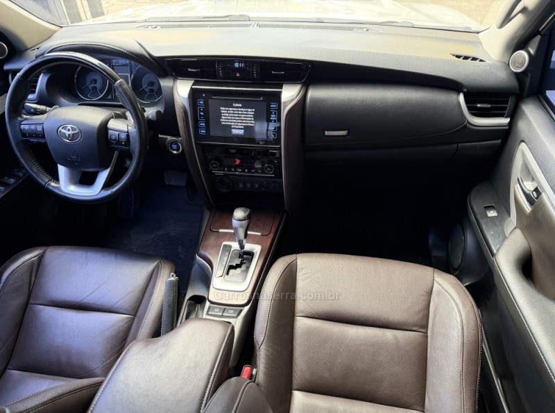 HILUX SW4 2.8 SRX 4X4 16V TURBO INTERCOOLER DIESEL 4P AUTOMÁTICO - 2017 - CAXIAS DO SUL