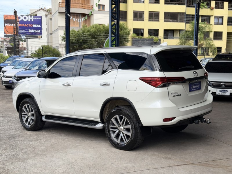 HILUX SW4 2.8 SRX 4X4 16V TURBO INTERCOOLER DIESEL 4P AUTOMÁTICO - 2017 - CAXIAS DO SUL