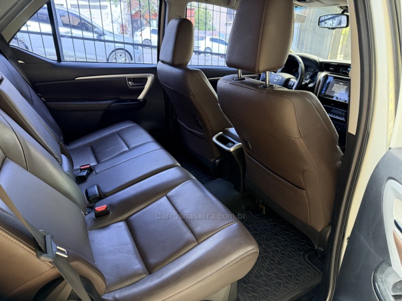 HILUX SW4 2.8 SRX 4X4 16V TURBO INTERCOOLER DIESEL 4P AUTOMÁTICO - 2017 - CAXIAS DO SUL