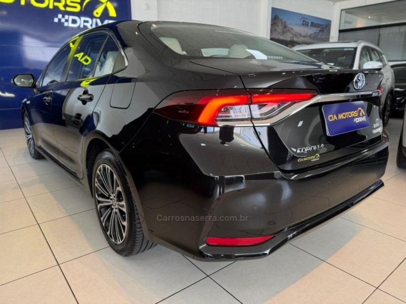 COROLLA 2.0 ALTIS PREMIUM 16V FLEX 4P AUTOMÁTICO - 2023 - SãO LEOPOLDO