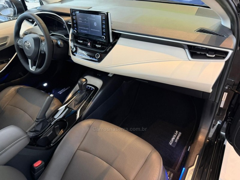 COROLLA 2.0 ALTIS PREMIUM 16V FLEX 4P AUTOMÁTICO - 2023 - SãO LEOPOLDO