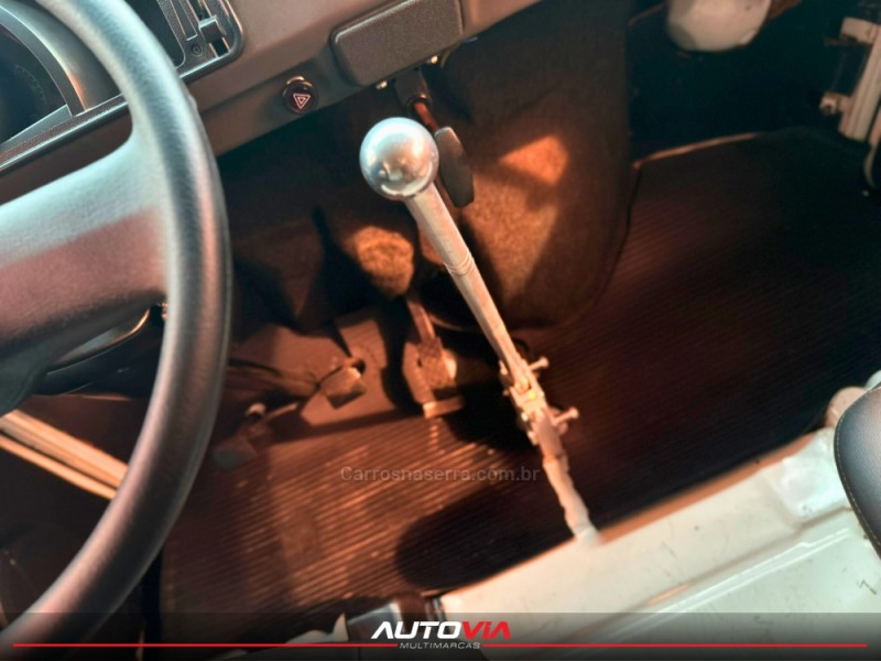 KOMBI 1.4 MI FURGÃO 8V FLEX 3P MANUAL - 2009 - SAPIRANGA