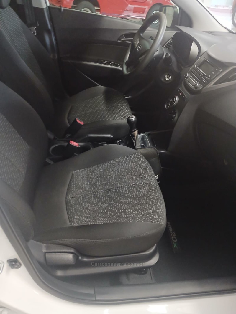 HB20 1.0 COMFORT 12V FLEX 4P MANUAL - 2017 - NOVA PRATA