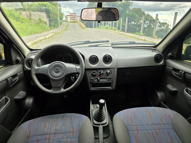 CELTA 1.0 MPFI SPIRIT 8V FLEX 4P MANUAL - 2010 - BENTO GONçALVES