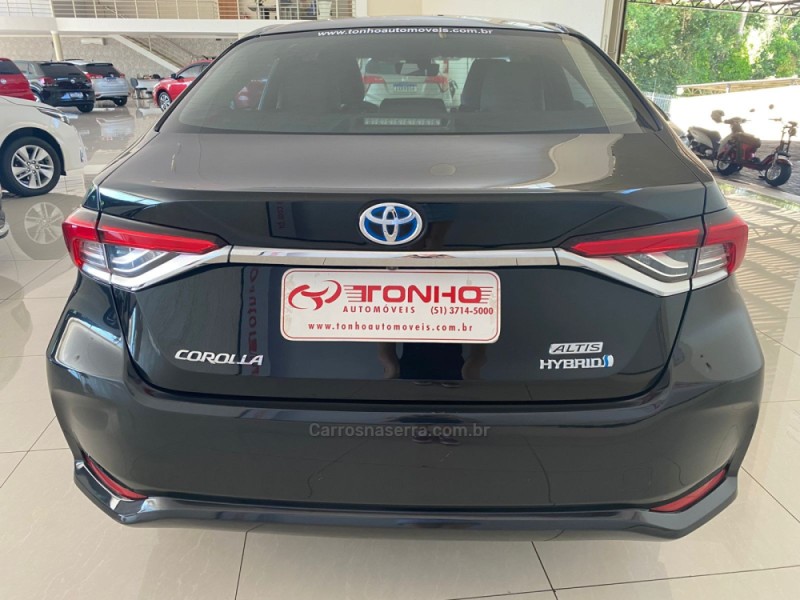 COROLLA 1.8 ALTIS 16V HÍBRIDO 4P AUTOMÁTICO - 2022 - LAJEADO