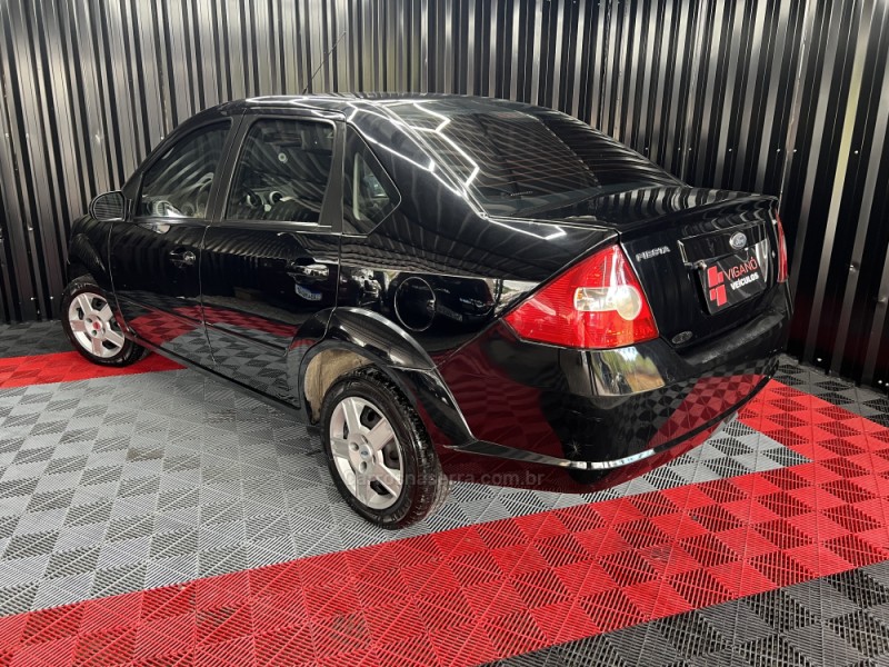 FIESTA 1.6 ROCAM SEDAN 8V FLEX 4P MANUAL - 2008 - CAXIAS DO SUL