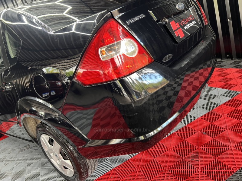FIESTA 1.6 ROCAM SEDAN 8V FLEX 4P MANUAL - 2008 - CAXIAS DO SUL