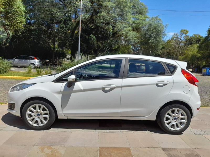 FIESTA 1.6 SE HATCH 16V FLEX 4P AUTOMÁTICO - 2015 - FARROUPILHA