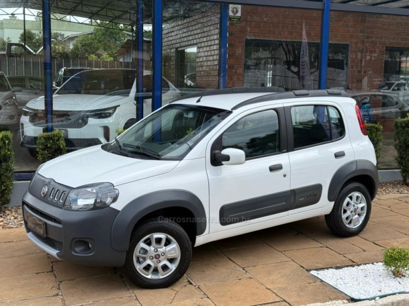 UNO 1.4 EVO WAY 8V FLEX 4P MANUAL - 2014 - LAGOA VERMELHA