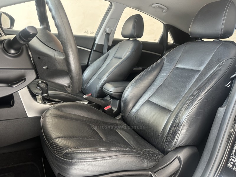 I30 1.6 MPFI 16V FLEX 4P AUTOMÁTICO - 2014 - CANELA