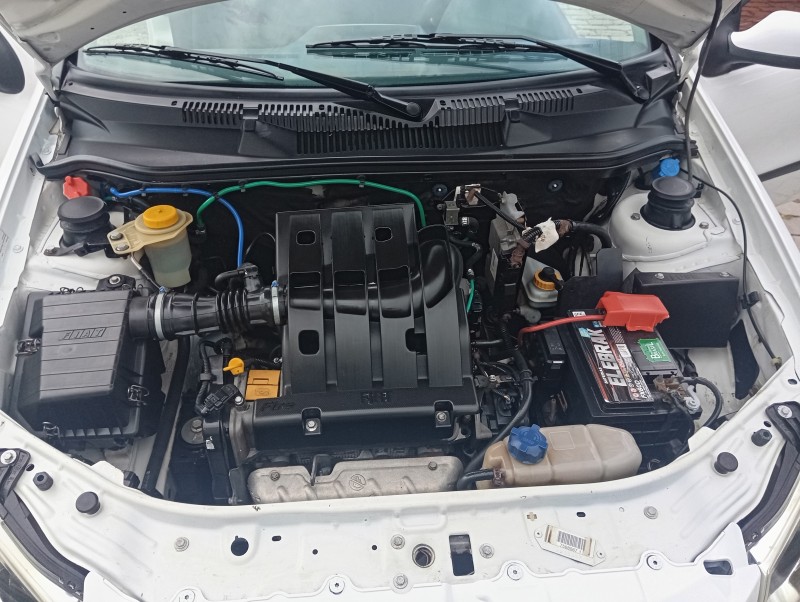 STRADA 1.4 MPI TREKKING CE 8V FLEX 2P MANUAL - 2009 - CAXIAS DO SUL