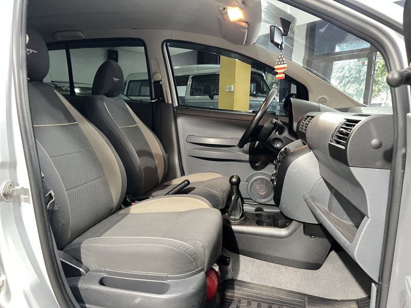 FOX 1.6 MI PLUS 8V FLEX 4P MANUAL - 2007 - CAXIAS DO SUL