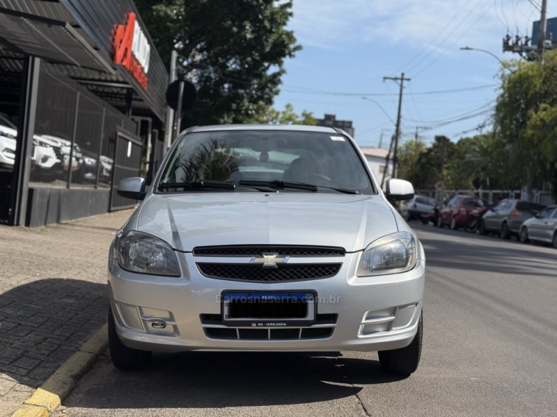 CELTA 1.0 MPFI LT 8V FLEX 4P MANUAL - 2013 - PAROBé