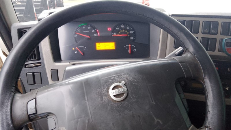 VM 270 6X2 - 2013 - CAXIAS DO SUL