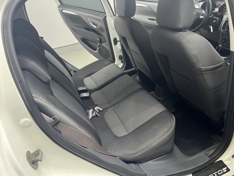 PUNTO 1.6 ESSENCE 16V FLEX 4P AUTOMATIZADO - 2014 - CAXIAS DO SUL