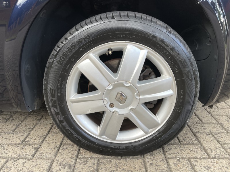 MÉGANE 1.6 DYNAMIQUE 16V FLEX 4P MANUAL - 2009 - CAXIAS DO SUL