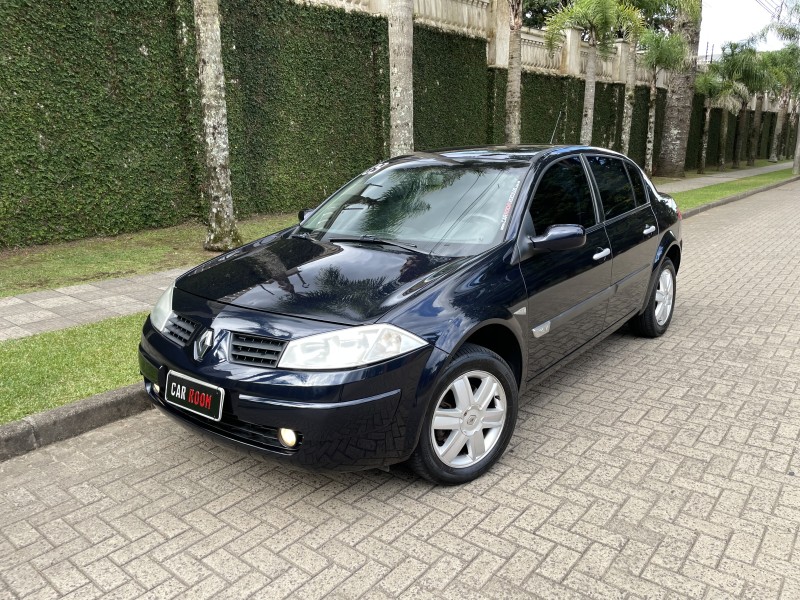 megane 1.6 dynamique 16v flex 4p manual 2009 caxias do sul