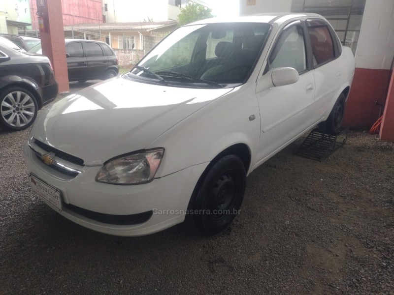 CORSA 1.0 MPFI CLASSIC SEDAN LIFE 8V FLEX 4P MANUAL - 2013 - CAXIAS DO SUL