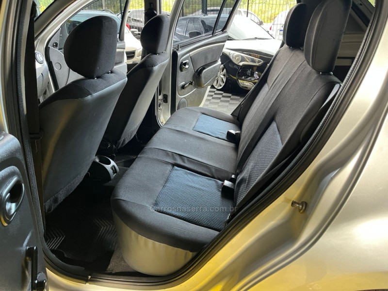 SANDERO 1.0 AUTHENTIQUE 16V FLEX 4P MANUAL - 2009 - CAXIAS DO SUL