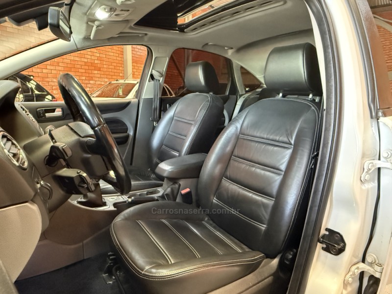 FOCUS 2.0 TITANIUM HATCH 16V FLEX 4P MANUAL - 2013 - BENTO GONçALVES