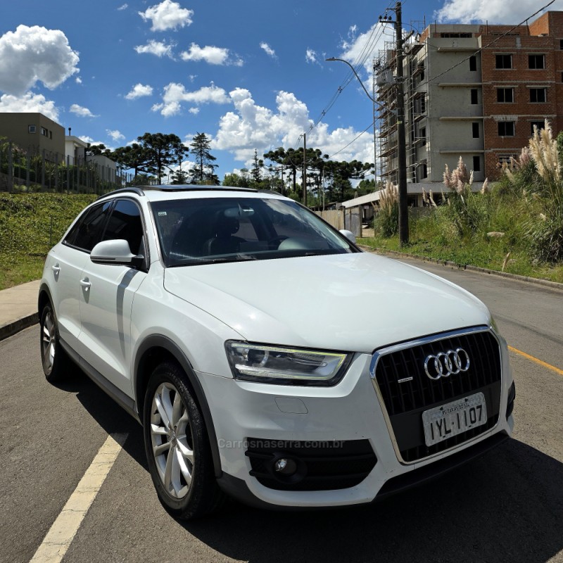 Q3 2.0 TFSI AMBIENTE QUATTRO 4P GASOLINA S TRONIC - 2015 - CAXIAS DO SUL