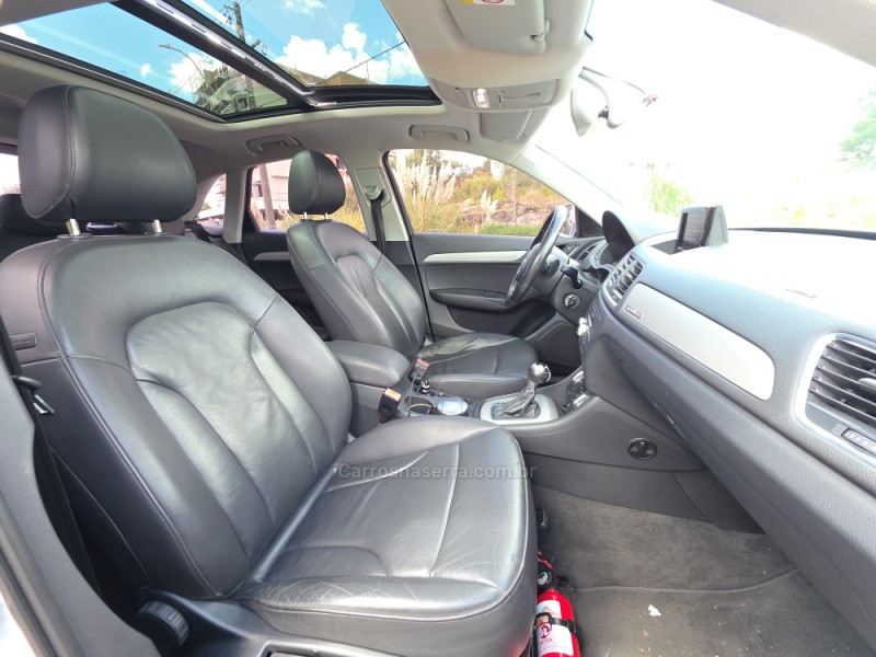 Q3 2.0 TFSI AMBIENTE QUATTRO 4P GASOLINA S TRONIC - 2015 - CAXIAS DO SUL