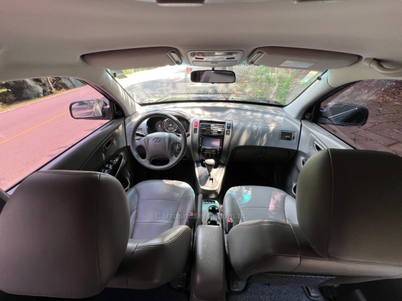 TUCSON 2.0 MPFI GLS 16V 143CV 2WD FLEX 4P AUTOMÁTICO - 2018 - DOIS IRMãOS