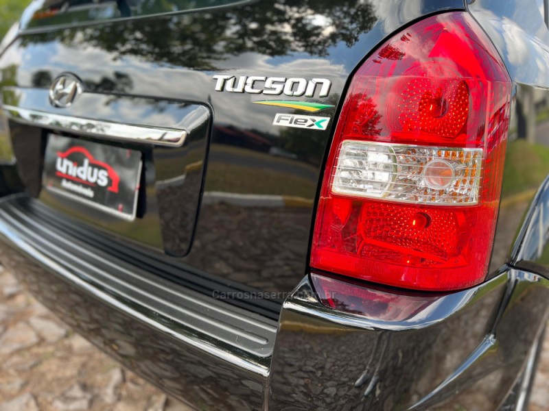 TUCSON 2.0 MPFI GLS 16V 143CV 2WD FLEX 4P AUTOMÁTICO - 2018 - DOIS IRMãOS