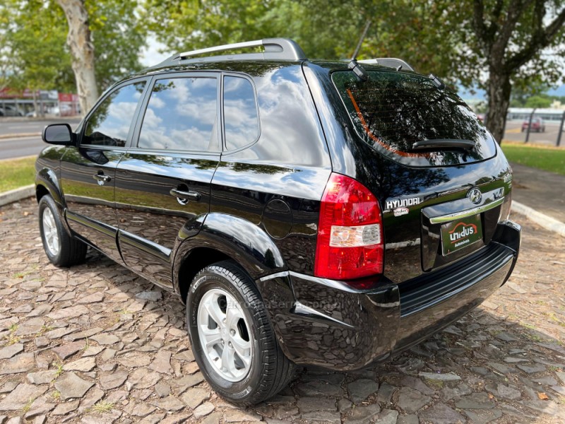 TUCSON 2.0 MPFI GLS 16V 143CV 2WD FLEX 4P AUTOMÁTICO - 2018 - DOIS IRMãOS