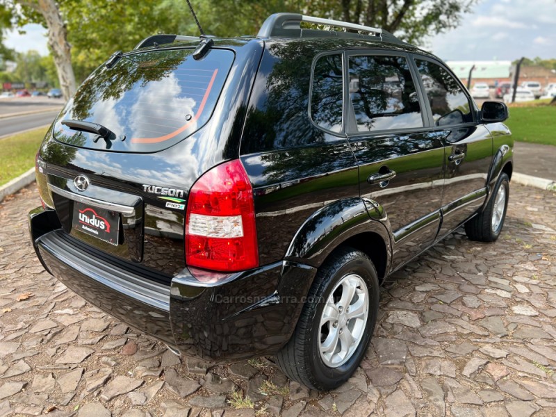 TUCSON 2.0 MPFI GLS 16V 143CV 2WD FLEX 4P AUTOMÁTICO - 2018 - DOIS IRMãOS